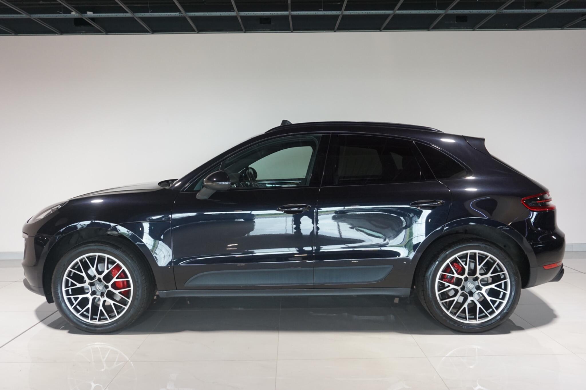 Porsche Macan 2.0T SUV 5dr Petrol PDK 4WD Euro 6 (s/s) (252 ps)